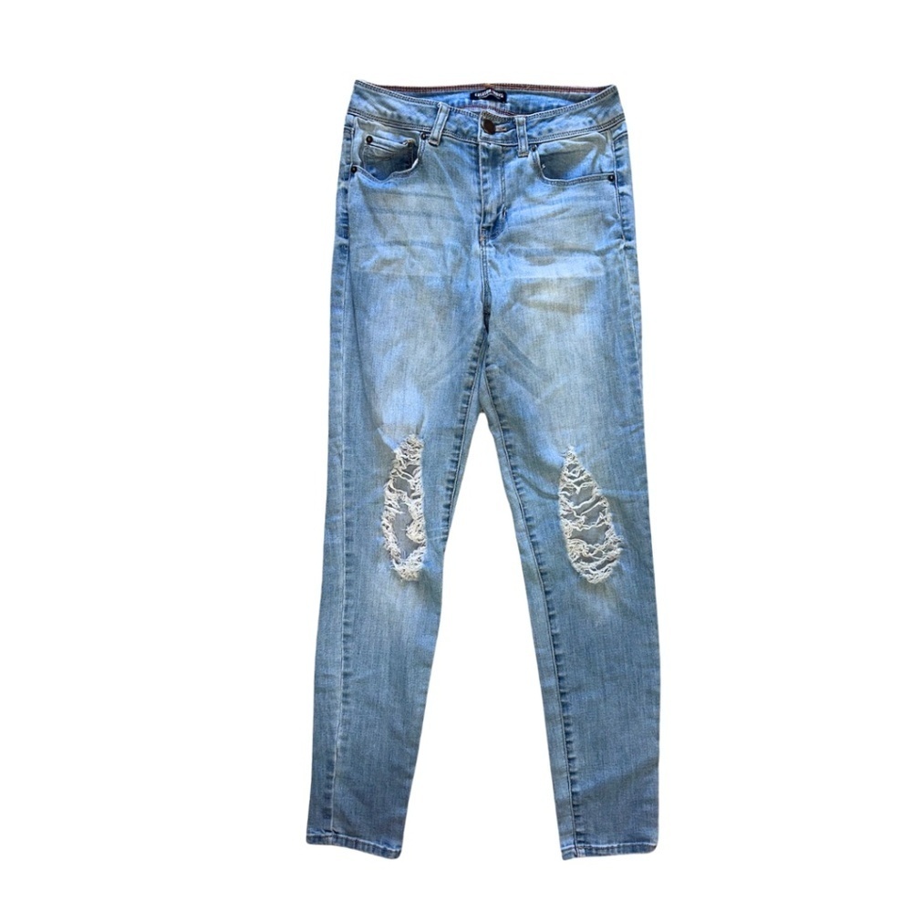Women's Light Blue Distressed Skinny Jeans Fashion Nova Size 7 Ripped Knees